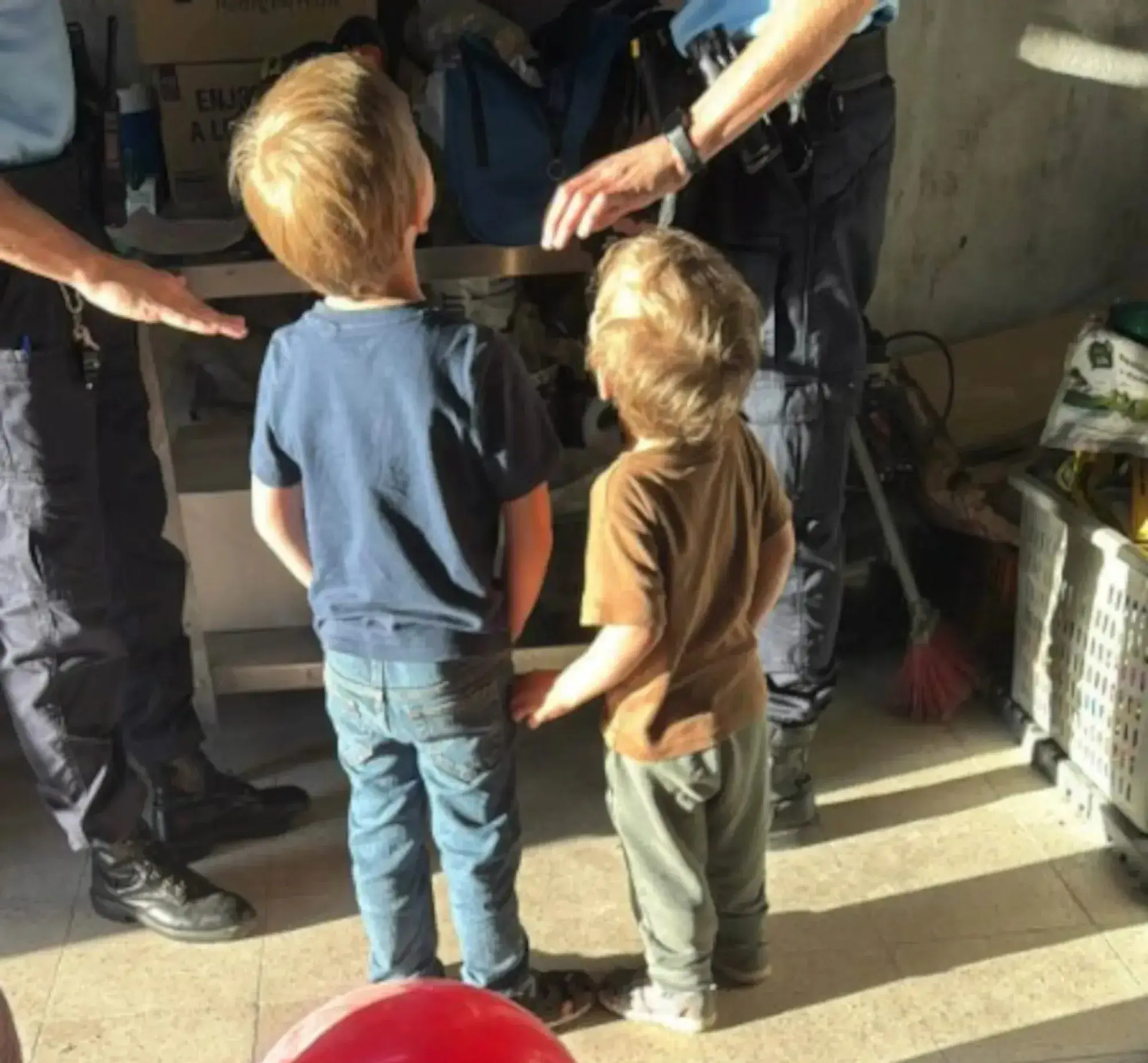 The children were found by a Good Samaritan who alerted authorities (Portugal’s National Republican Guard)