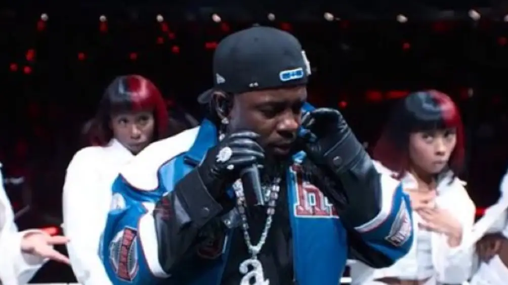 Legal expert explains if Drake can sue Kendrick Lamar after controversial ‘a minor’ diss track was rapped in Super Bowl halftime show