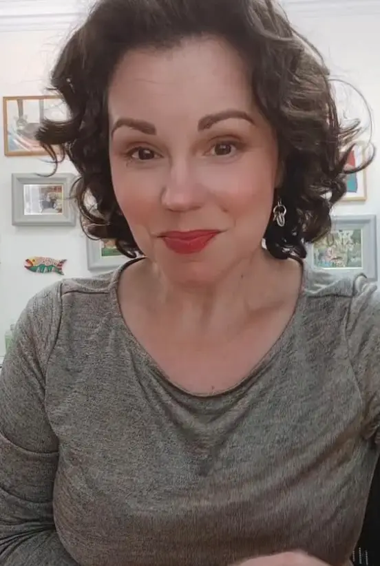 Dr Kaye specialises in sexual health (Instagram/@drphilippakaye)