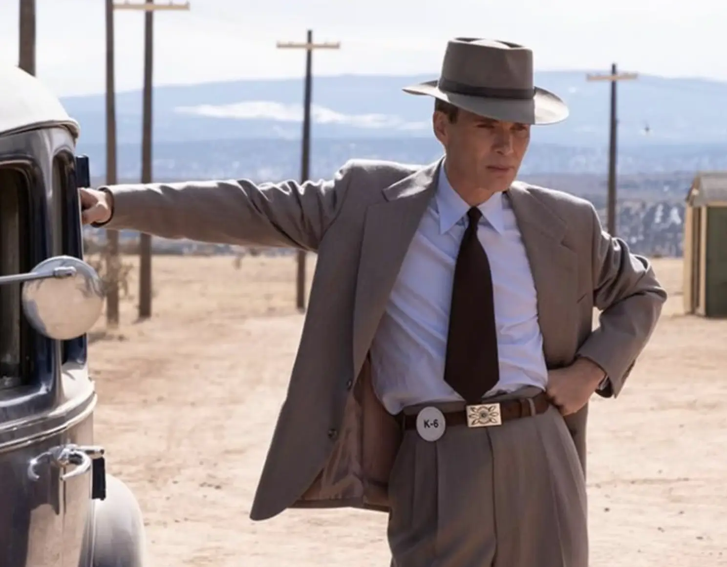 Cillian Murphy portrays J. Robert Oppenheimer.