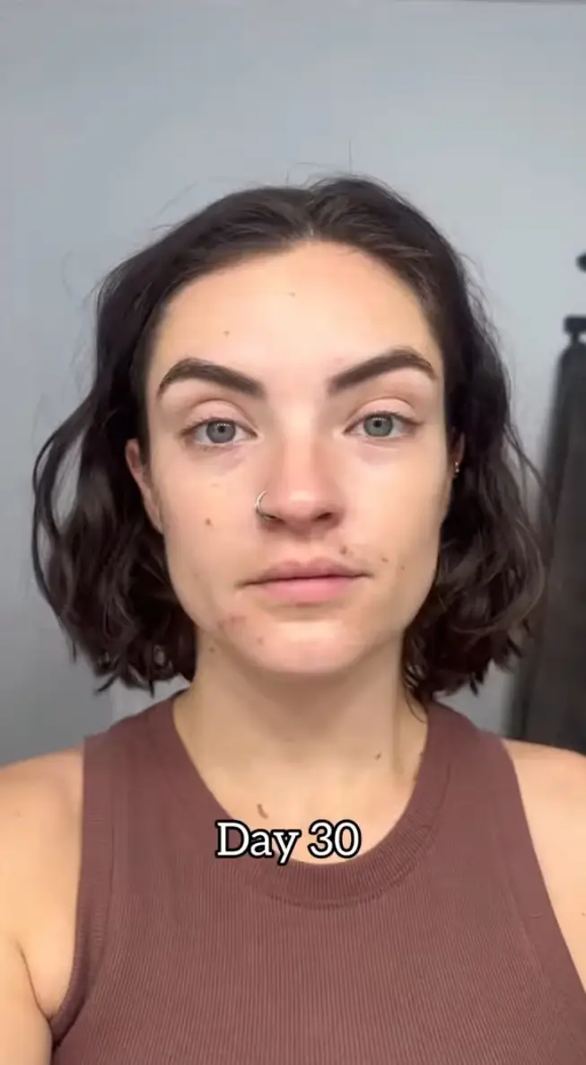 Paige noticed a major difference to her face (Yoga With Paige)