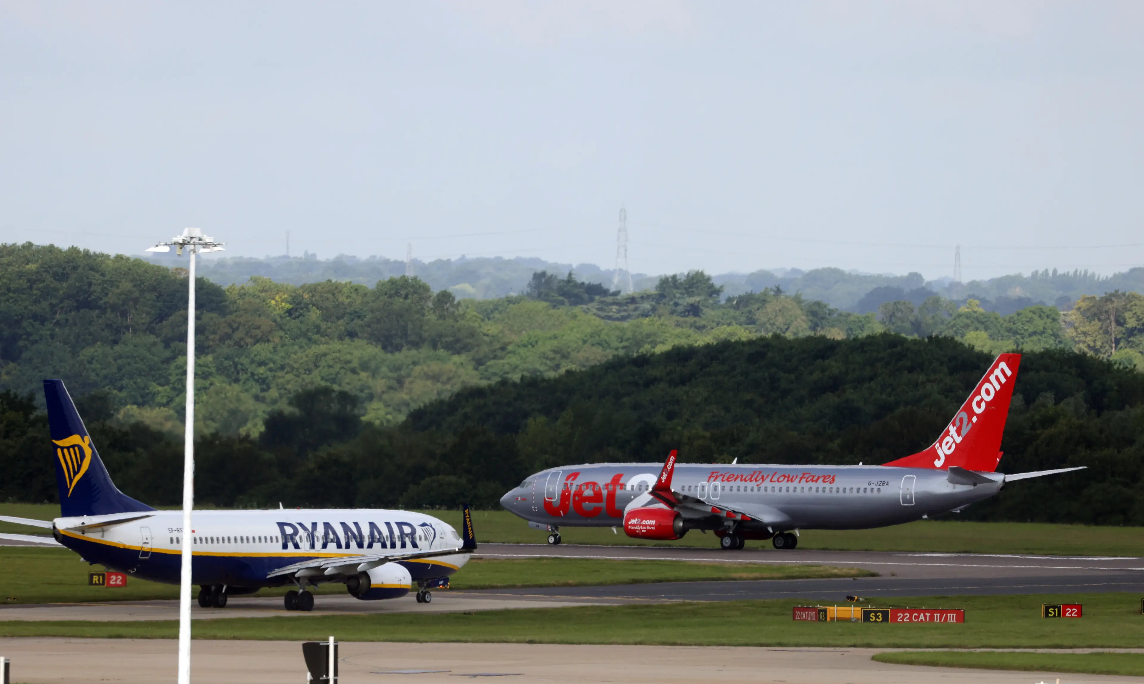 Jet2, Ryanair and easyJet have more relaxed rules (Chris Ratcliffe/Bloomberg via Getty Images)