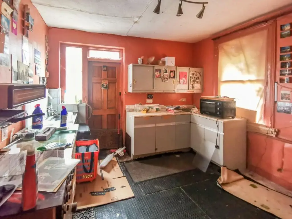 The place needs some, ahem, love (Jam Press)