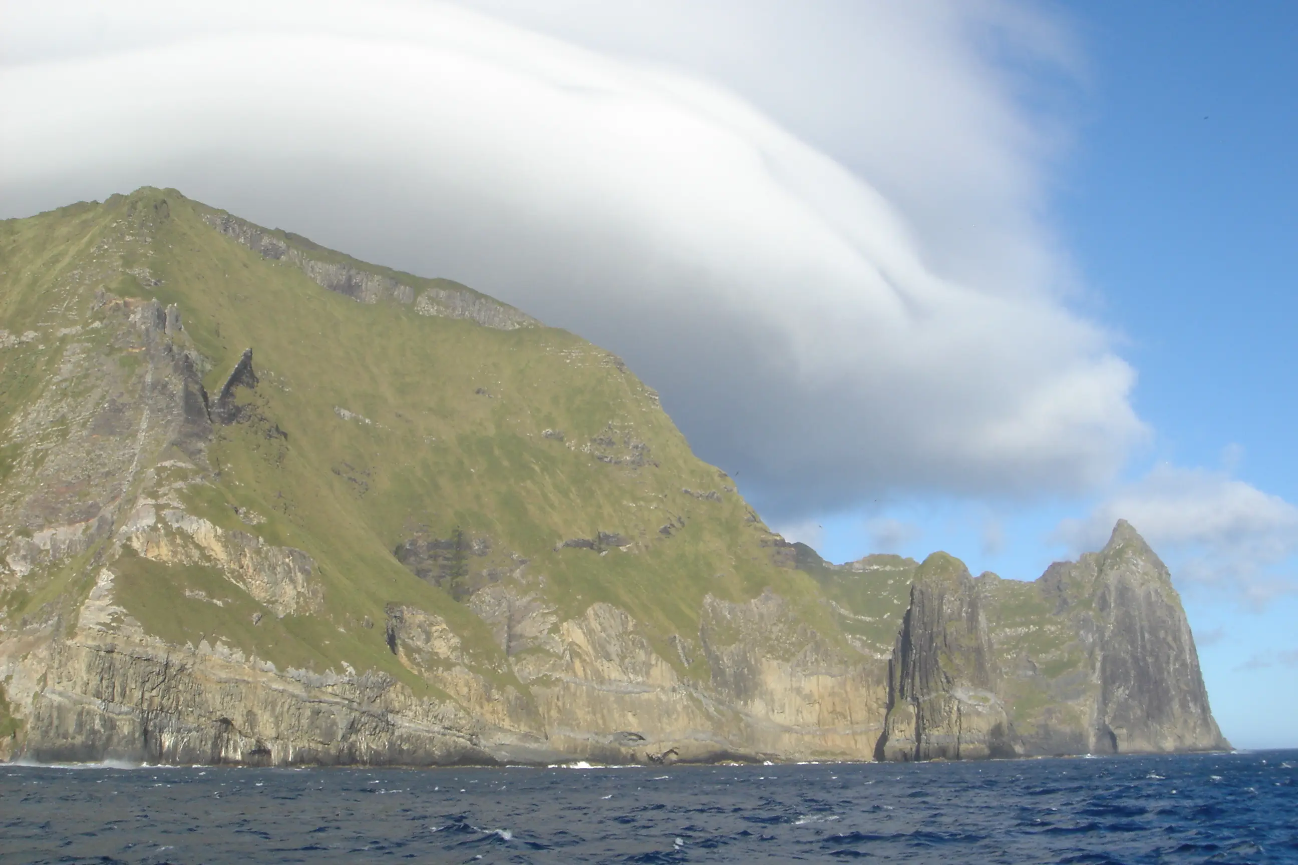 The island has a stunning landscape (Creative Commons Attribution-ShareAlike 3.0 IGO/Ron Van Oers/UNESCO)