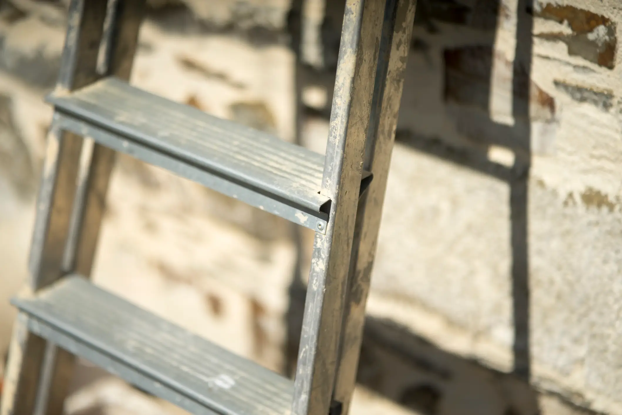 The metal ladder Connor was moving came into contact with a power cable (Getty Stock)