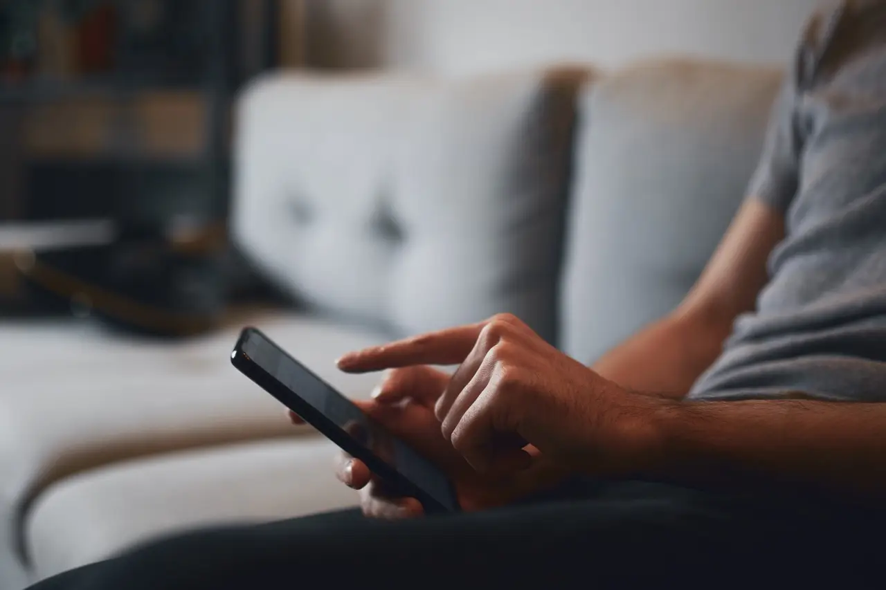 Online dating has made it even easier to ghost someone. (Getty Stock Images)