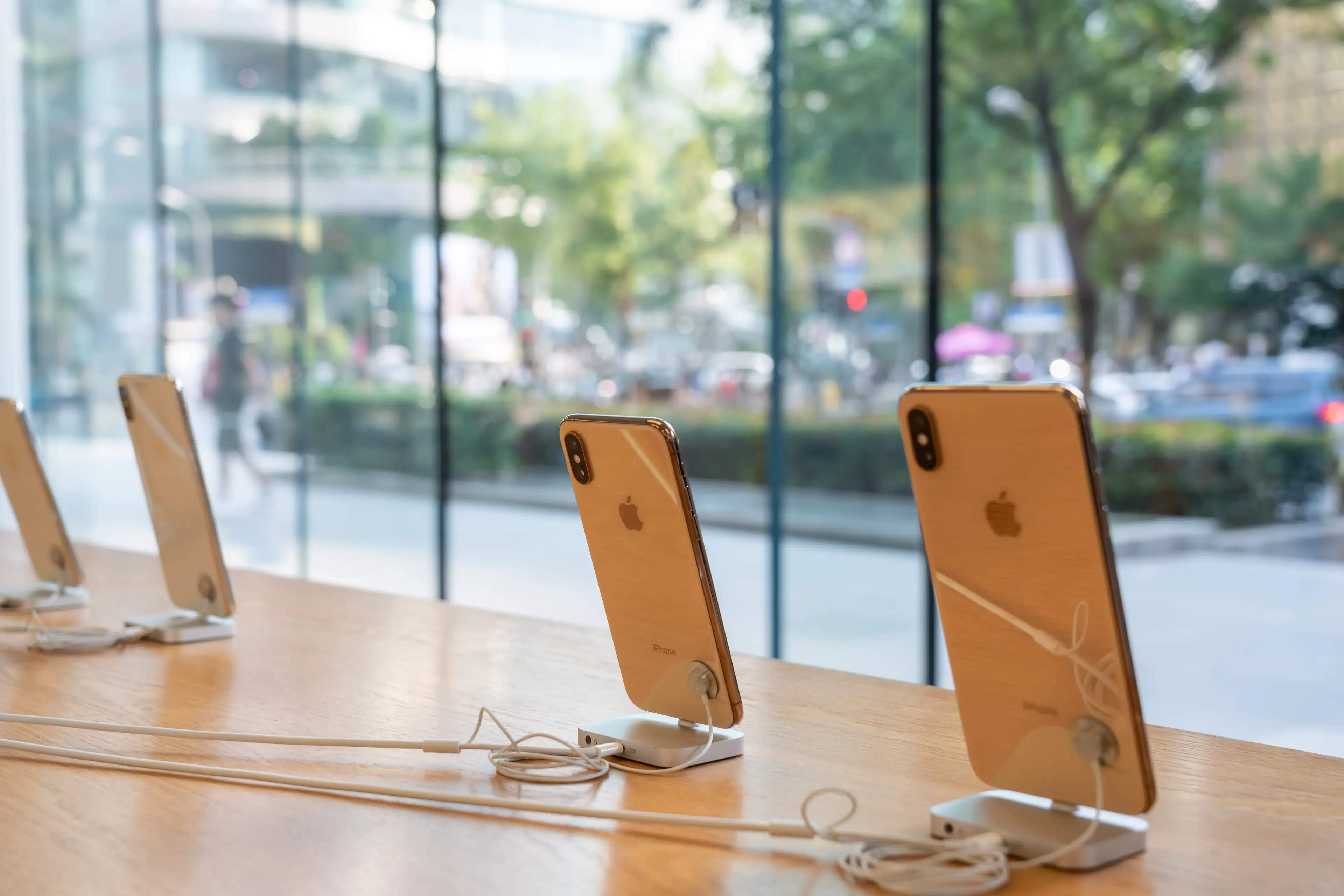 The XS and XS Max will also no longer be supported by new updates (Alex Tai/SOPA Images/LightRocket via Getty Images)