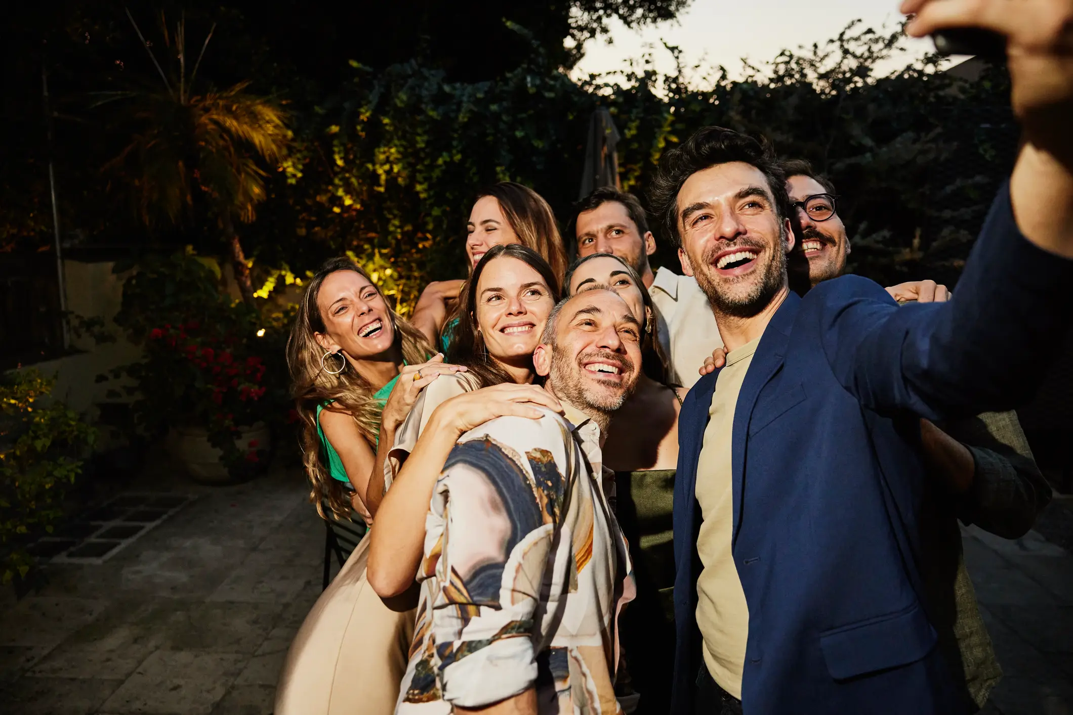 Extroverts thrive in social settings (Getty Stock Photo)