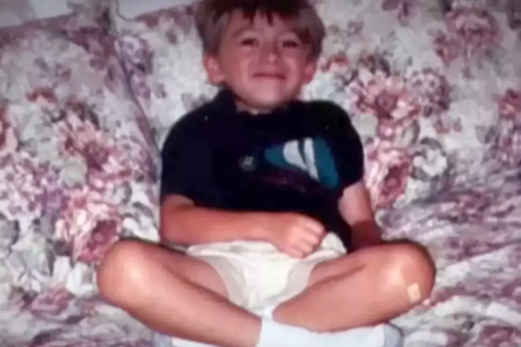 His obsession began at five (YouTube/LMN)