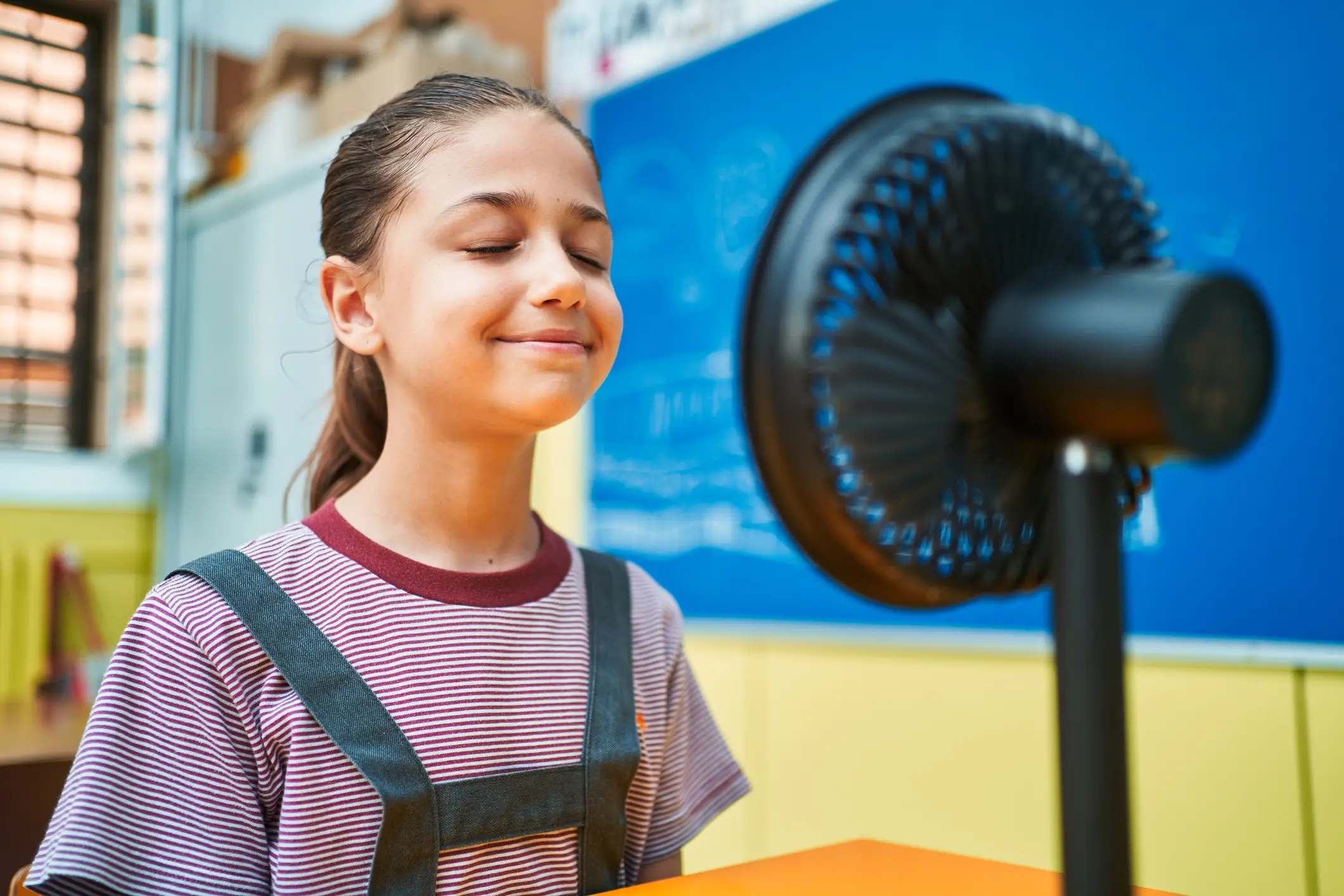 Staying cool at school isn't easy (Getty Stock)