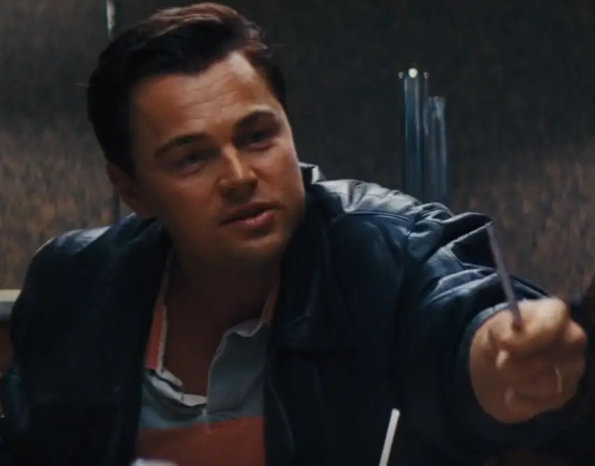 Belfort asks Bodnik to 'sell [him] the pen' (Paramount Pictures)