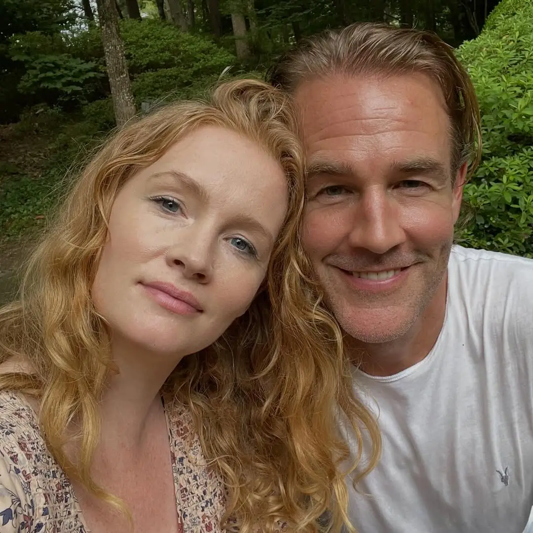 James Van Der Beek had six children with wife Kimberly (Instagram/@vanderkimberly)