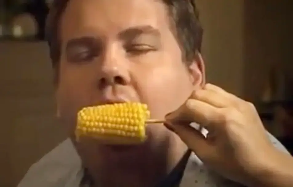 Just give Nessa and Smithy a corn-on-the-cob and leave them too it (BBC)