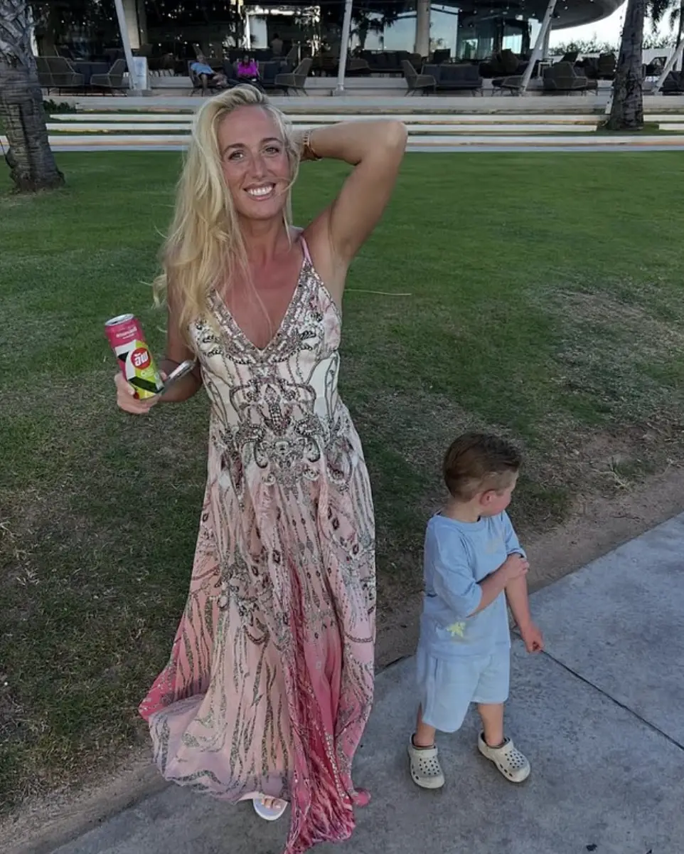 Tyson shared a sweet snap of his wife in Thailand (Instagram/@tysonfury)