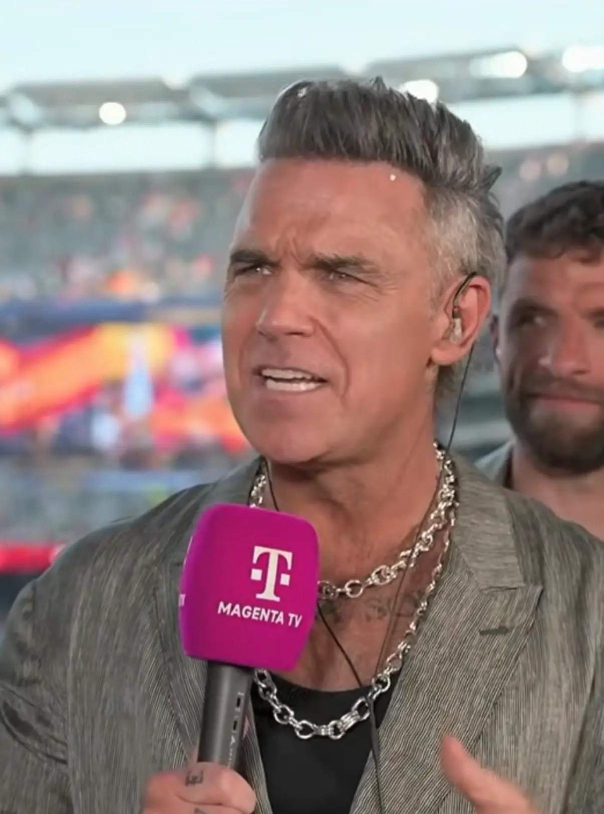 It isn't clear why Williams went on to stick the mint on his forehead (Magenta TV)