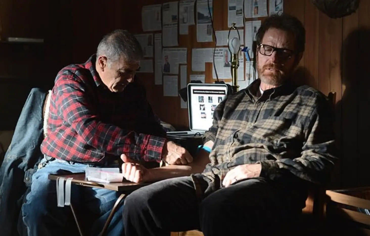 Robert Forster and Bryan Cranston in Breaking Bad (AMC)