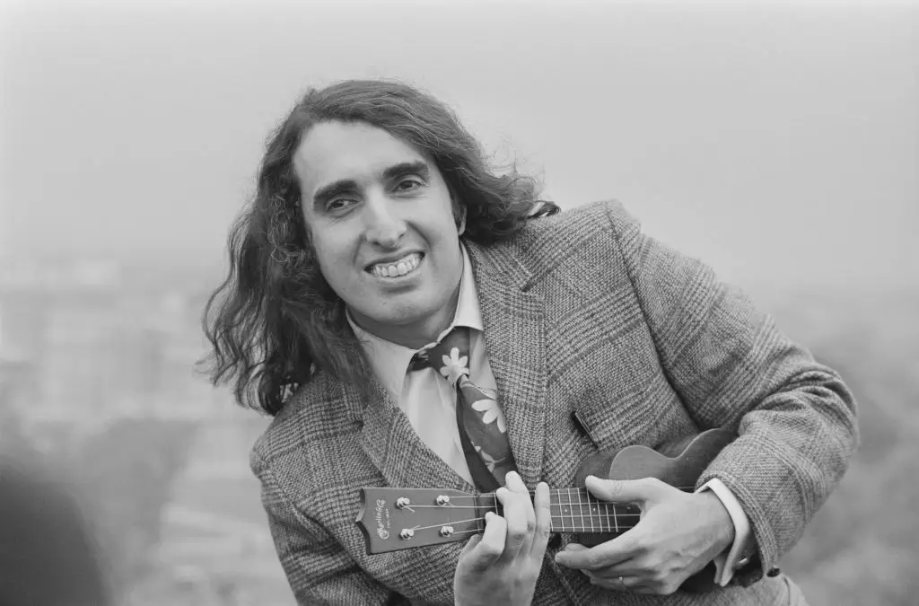 Tiny Tim's 'Tiptoe Through the Tulips' now has a different meaning (Larry Ellis/Daily Express/Getty Images)