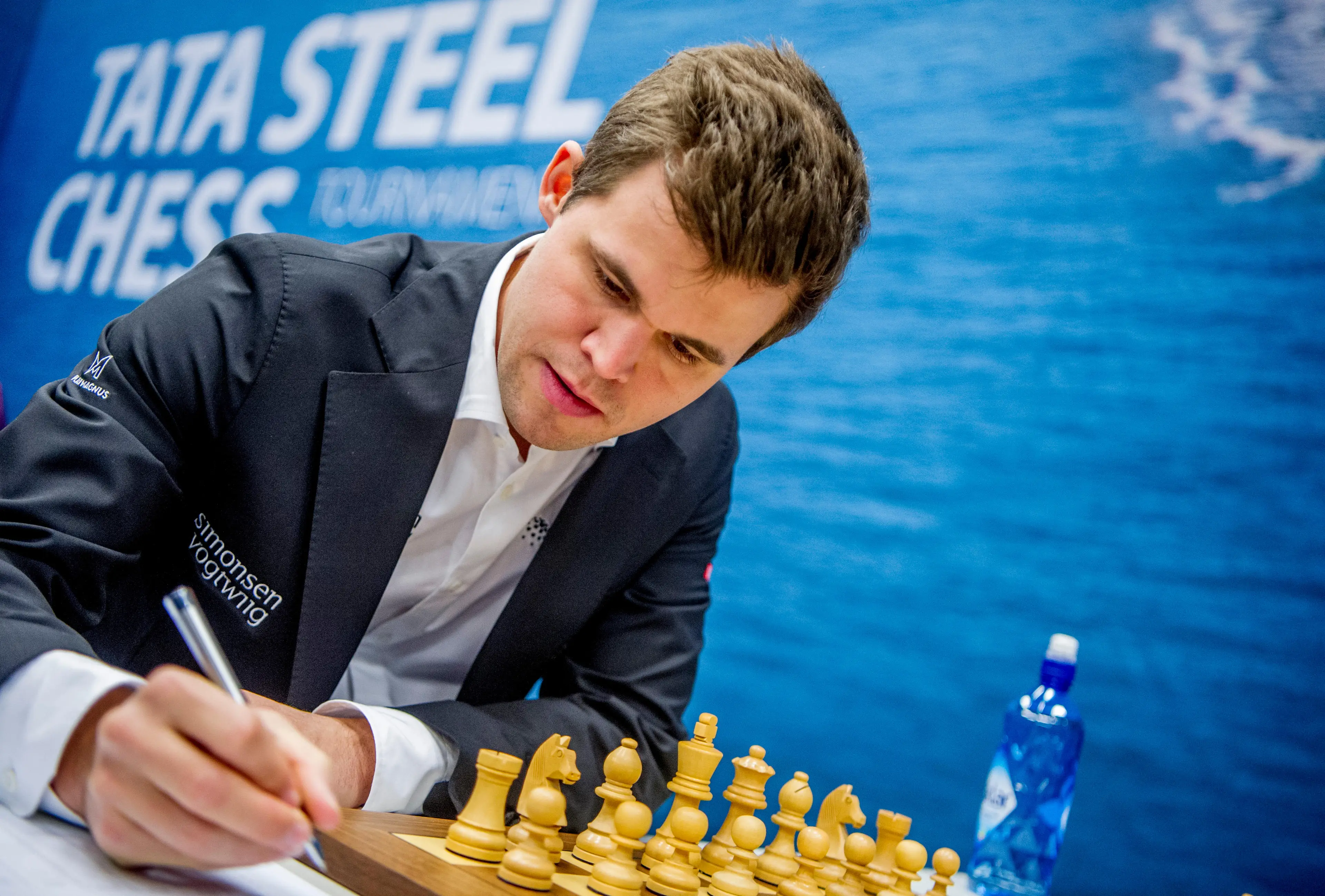 Magnus Carlsen.