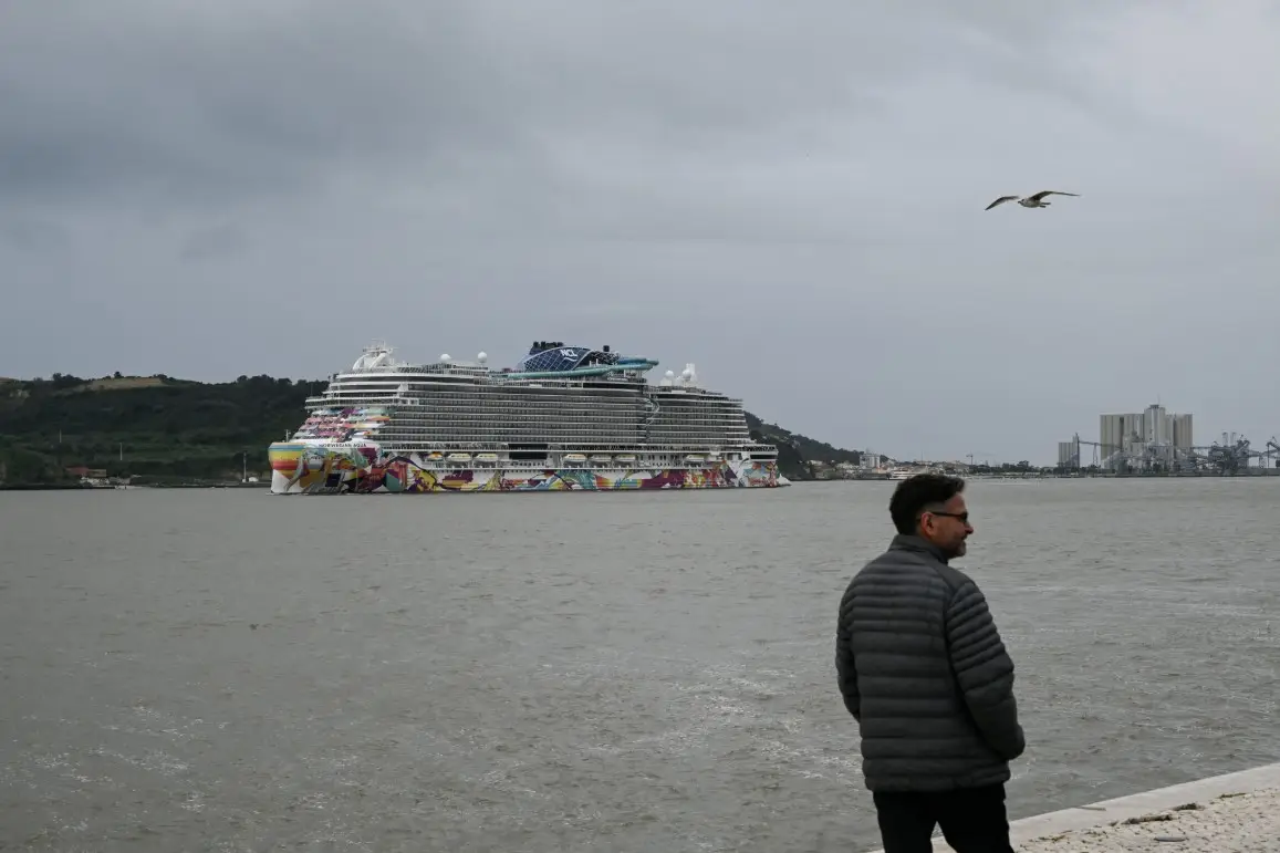 NCL staff took to social media to warn other guests (Horacio Villalobos#Corbis/Corbis via Getty Images)