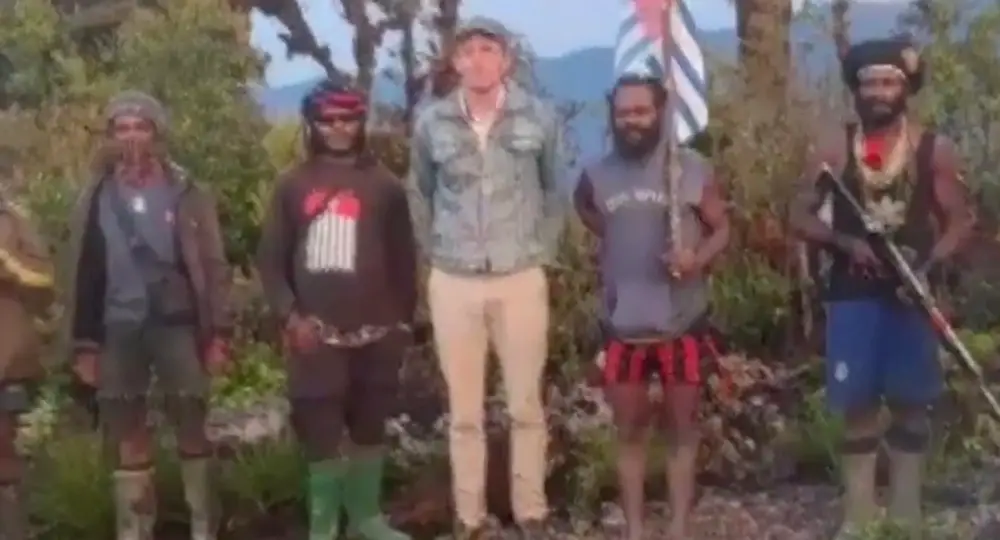 Although the rebels set the other passengers free, they lit the aircraft on fire and are holding the pilot hostage.