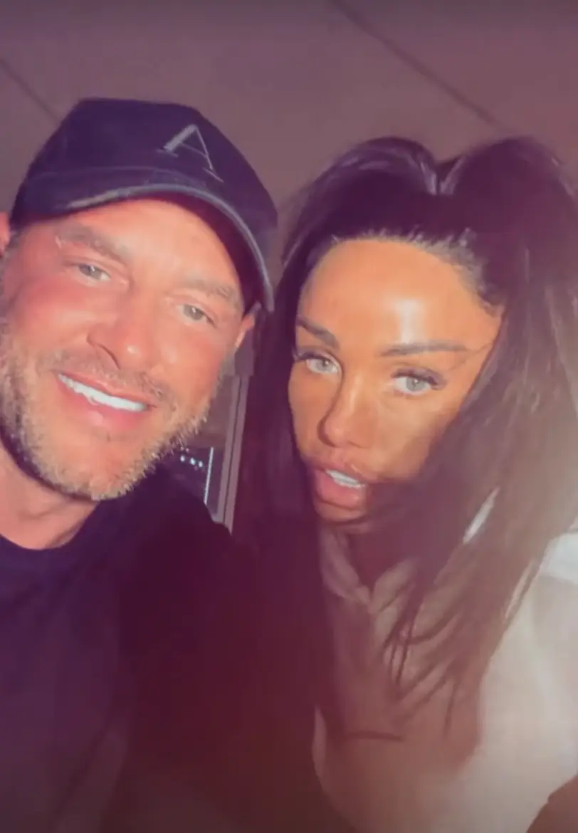 However some people have questioned the validity of the engagement (Instagram/wesleeandrews)