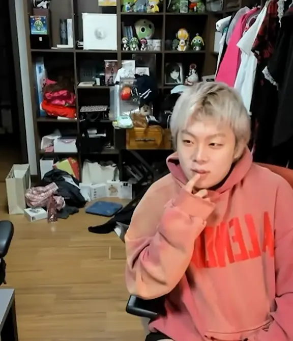 Kagwang is accused of abusing a vulnerable woman on livestreams (Kagwang via YouTube)