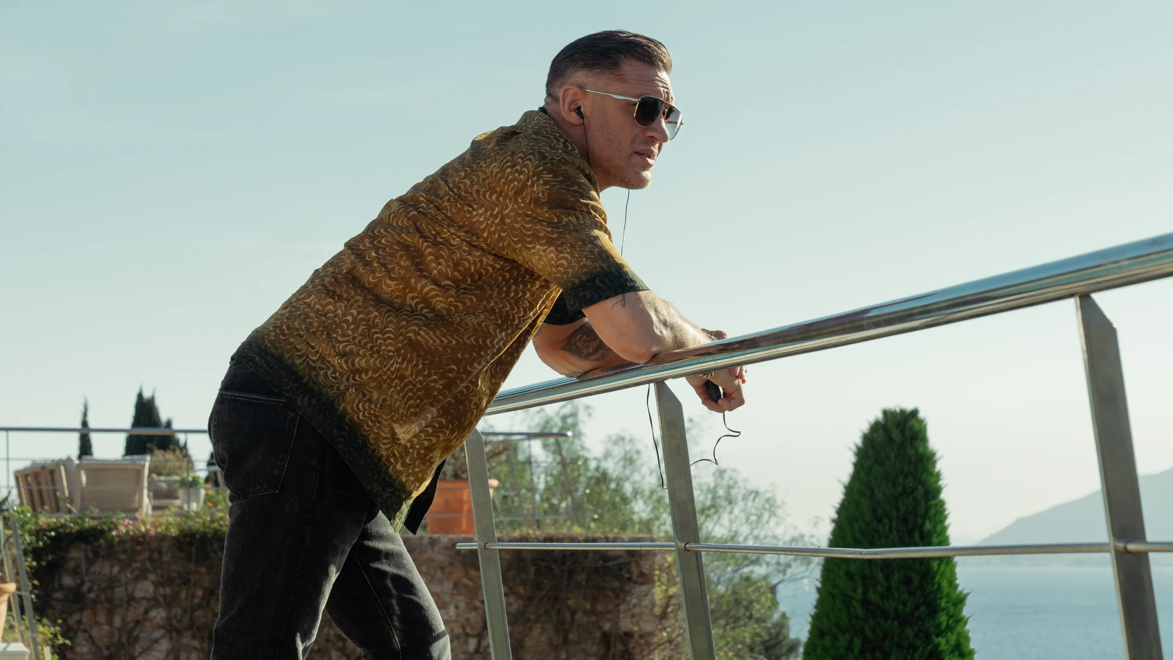 (Paramount+)