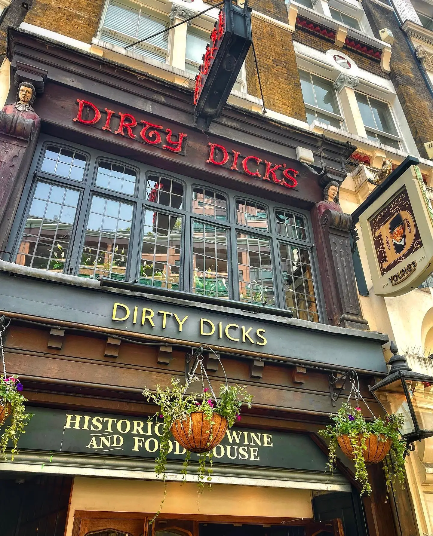 Dirty Dicks was meant to be named after a legendarily filthy man.