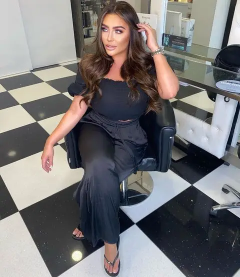 Lauren is a former star of The Only Way is Essex.