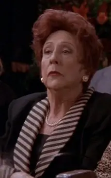 Jean Stapleton was best known for playing Edith Bunker on All in the Family (CBS)