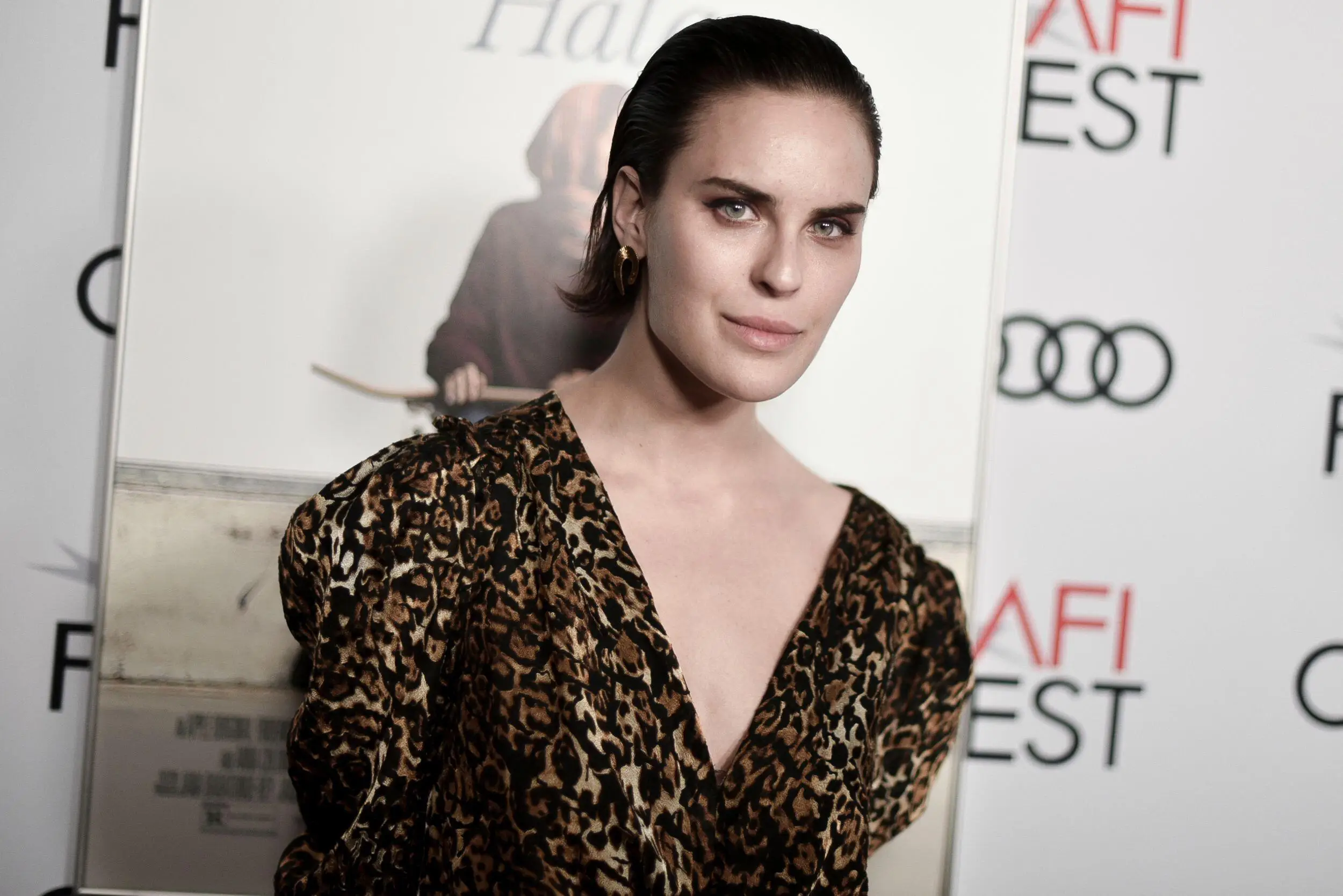 Tallulah Willis has admitted she's still 'unpacking' her childhood in the spotlight.