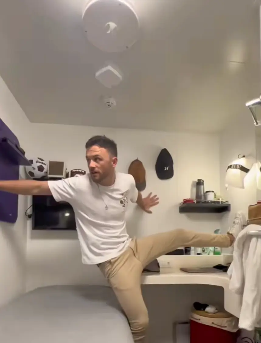 The rooms aren't exactly spacious (jackcruisesaround/TikTok)