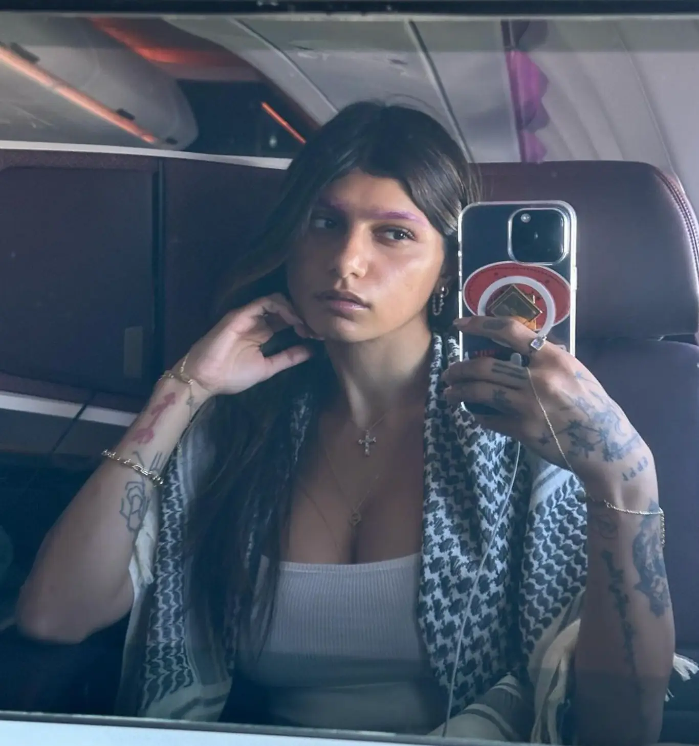 (miakhalifa/Instagram)