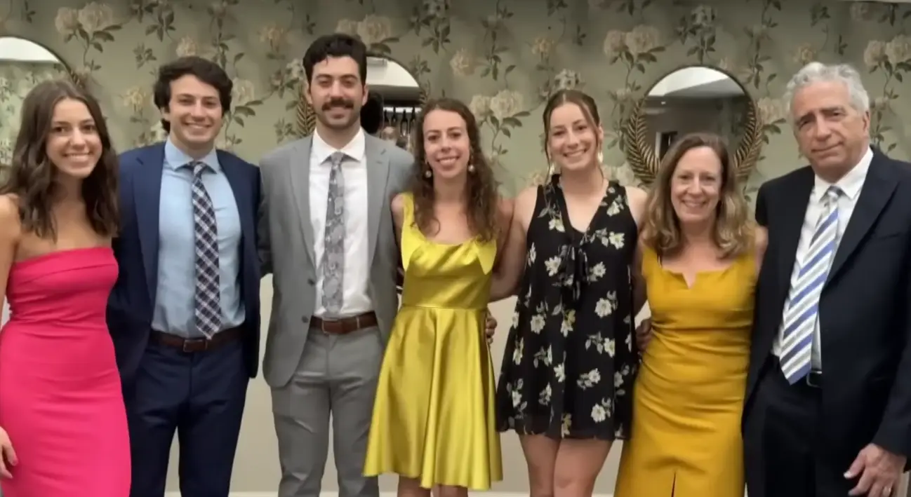 Her other kids only found out she worked for the CIA just before her retirement party (Today)