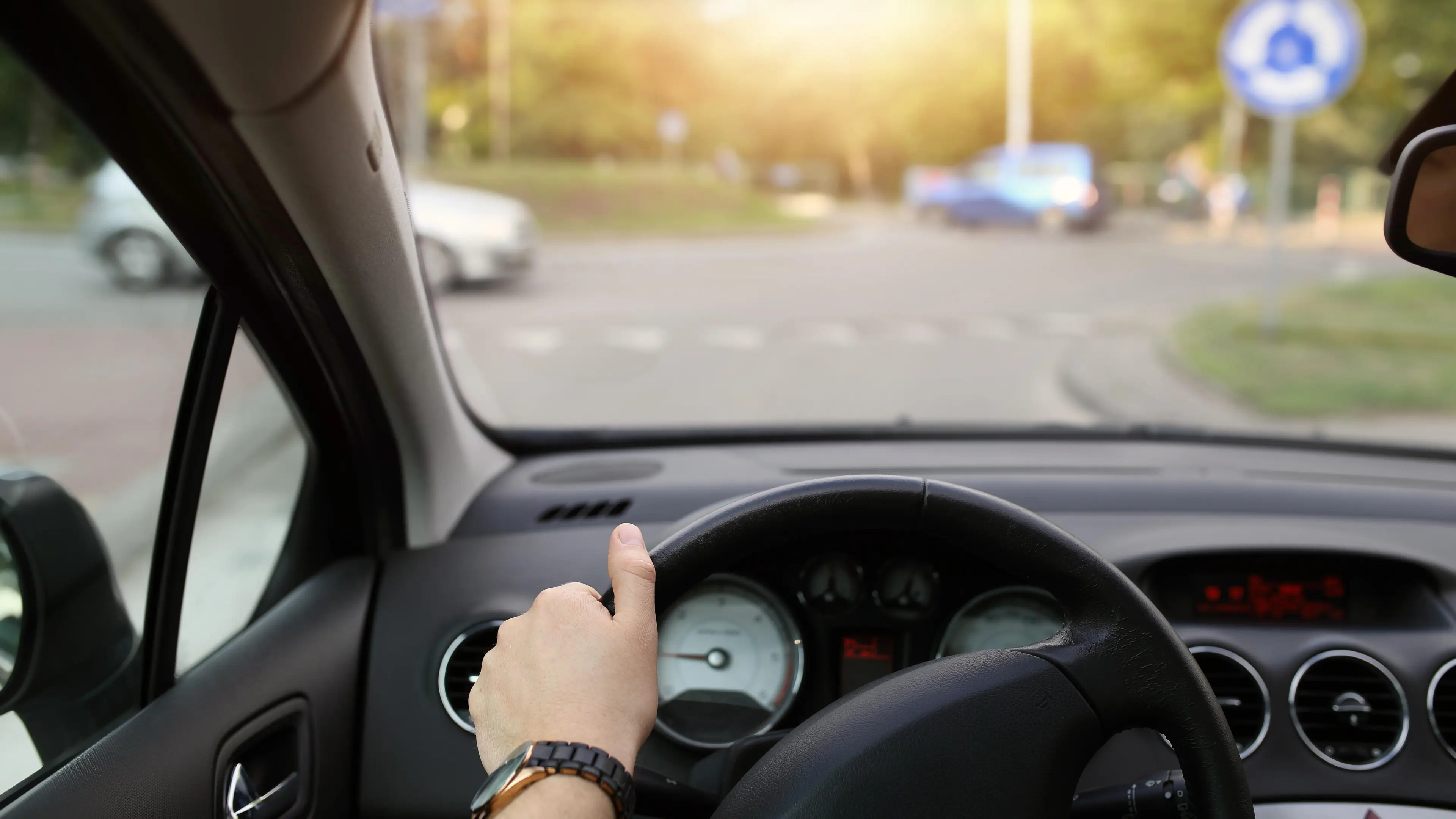 Drivers Need To Be Aware Of Roundabout Rule Change Coming Into Force Next Week