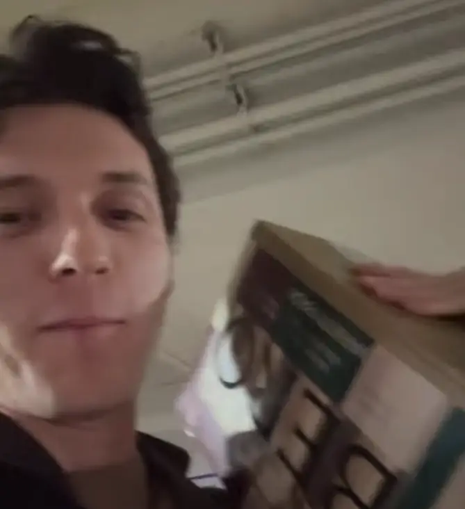 The actor was finally able to buy his own brand (Instagram/@tomholland2013)