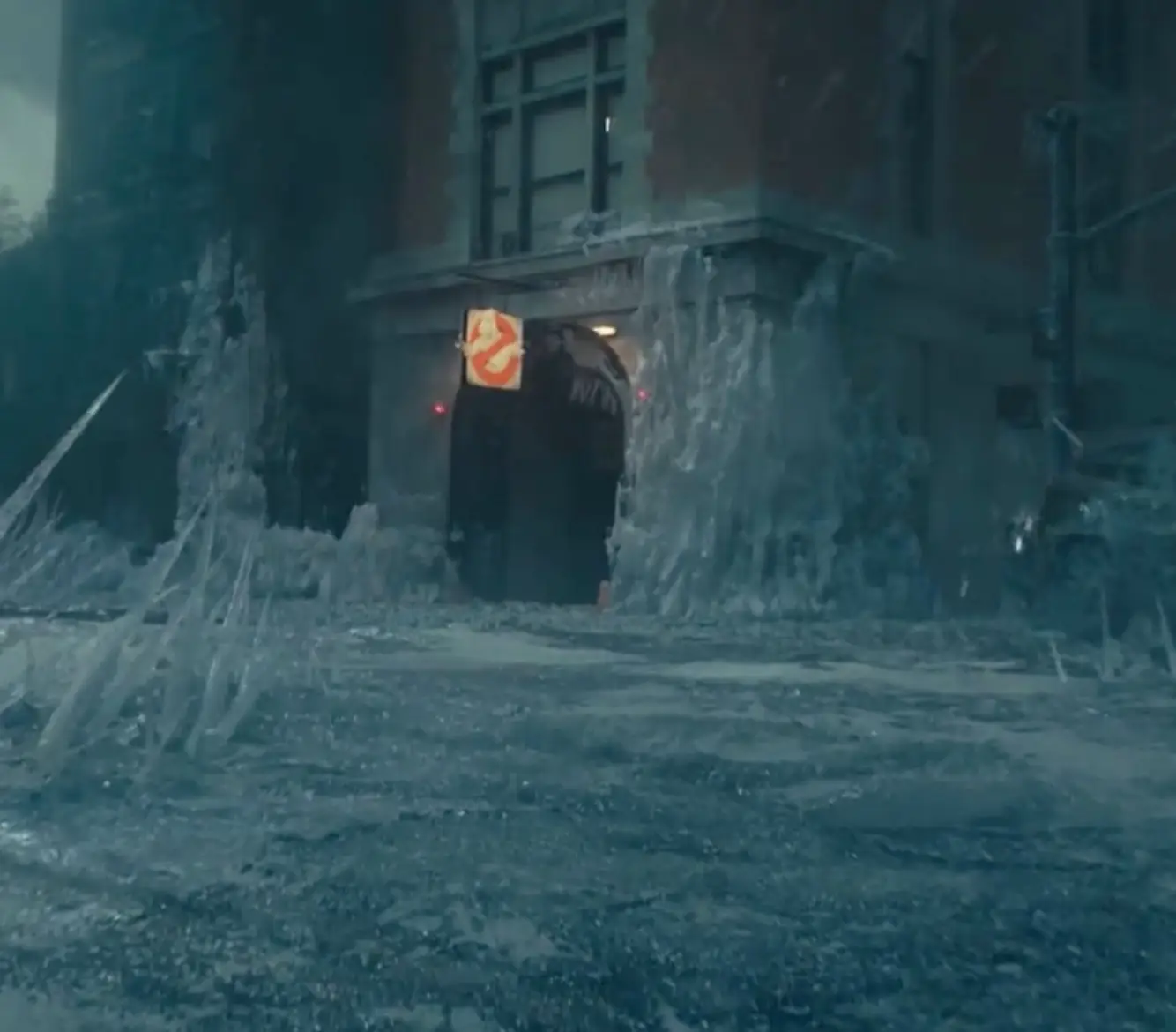 The new Ghostbusters trailer has dropped.