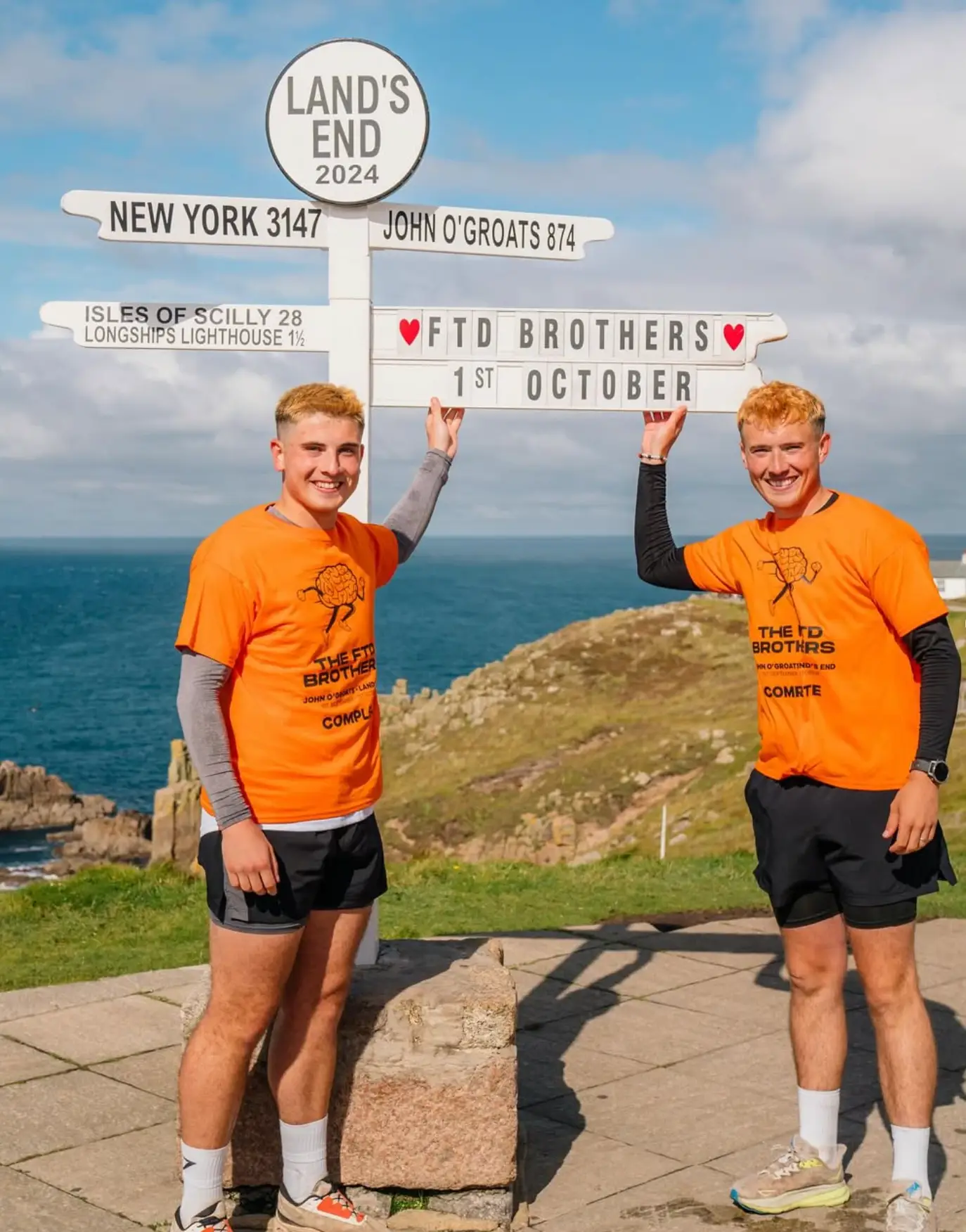 Jordan and Cian ran the length of the UK to raise money last year (theftdbrothers/Instagram)