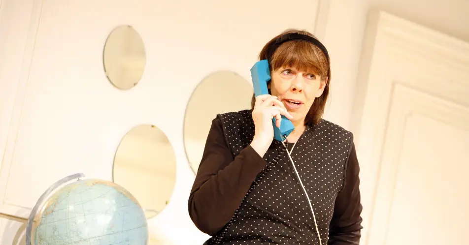 Frances de la Tour played Anne's partner, Geraldine.