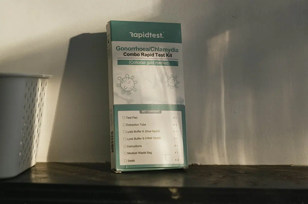 It's important to get tested if you think you've been infected. (Jose Sarmento Matos/Bloomberg via Getty Images)