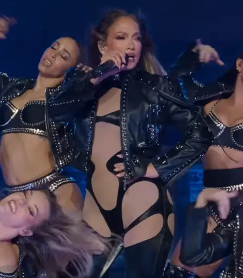 This was one of several outfits J-Lo wore at the wedding (Instagram/@altair_decor)