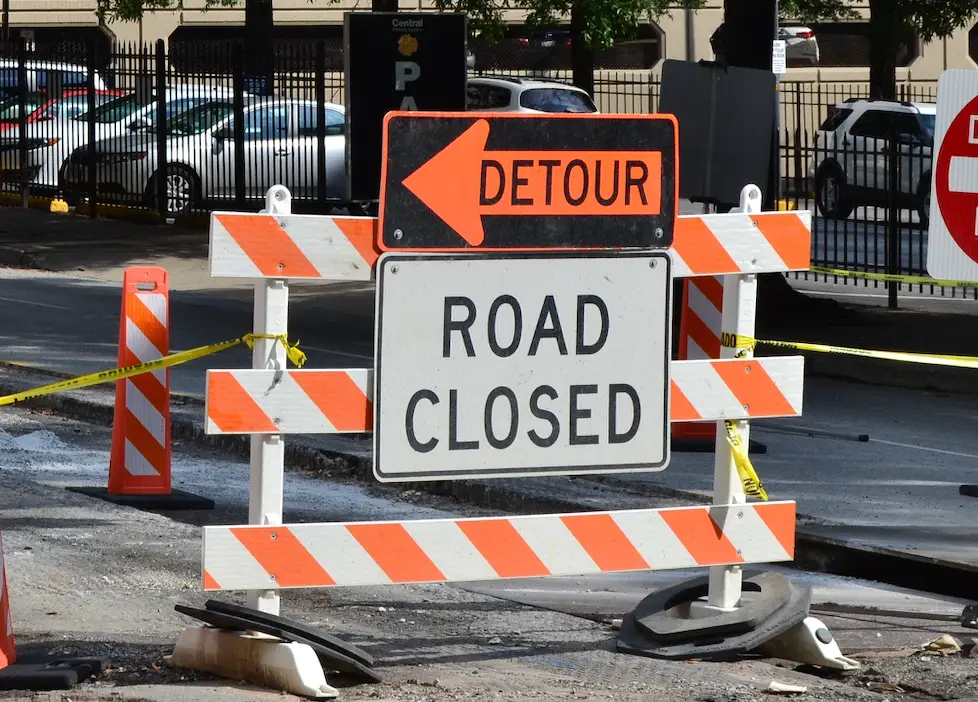 The road is now closed again until official repairs are carried out.