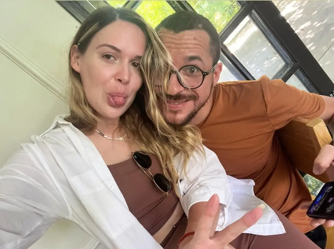 Greta Marie Otteson and Els Arno Quinton recently became engaged (ViralPress)