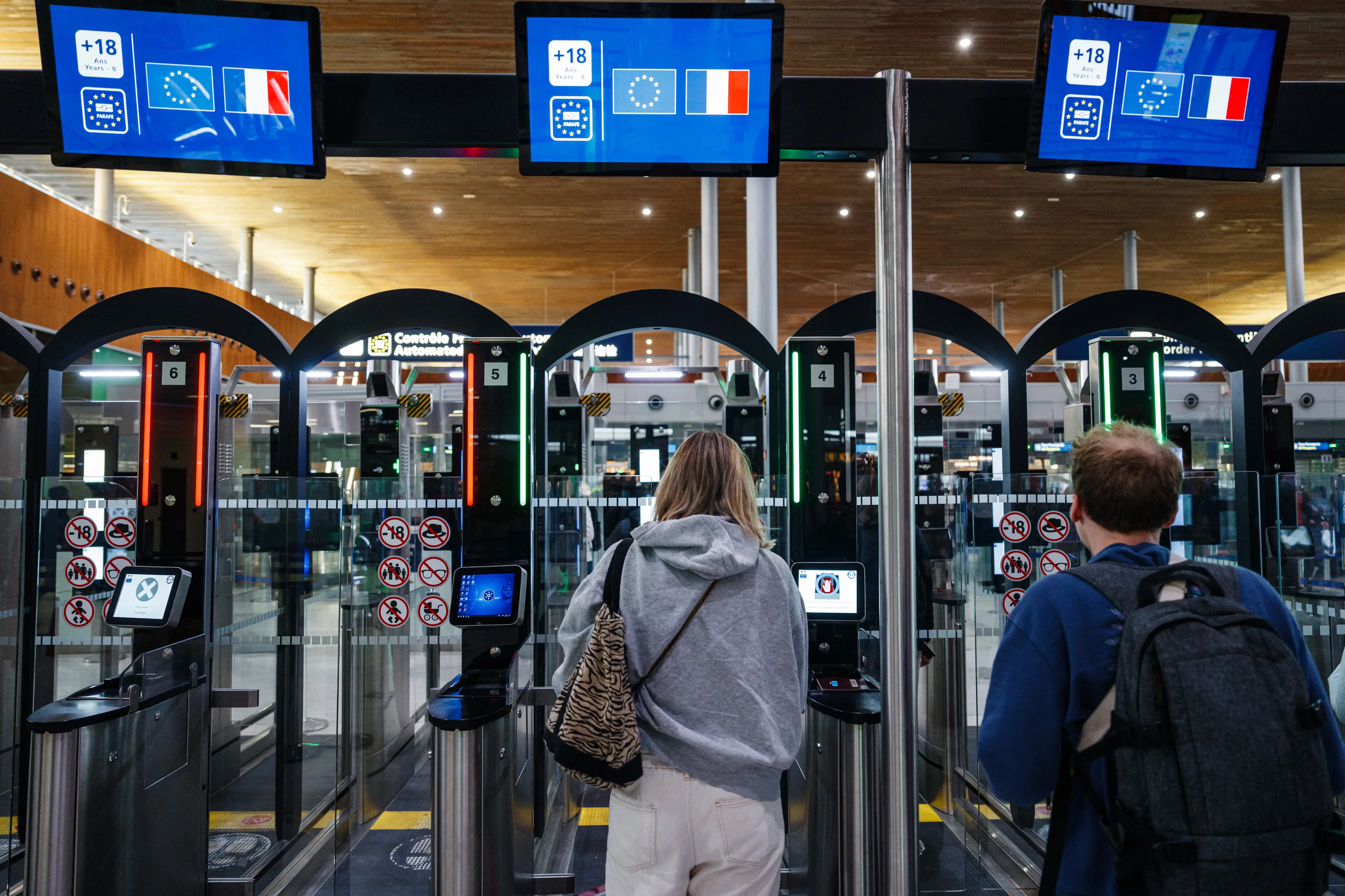 Current airport security gates in Paris (DIMITAR DILKOFF / AFP via Getty Images)