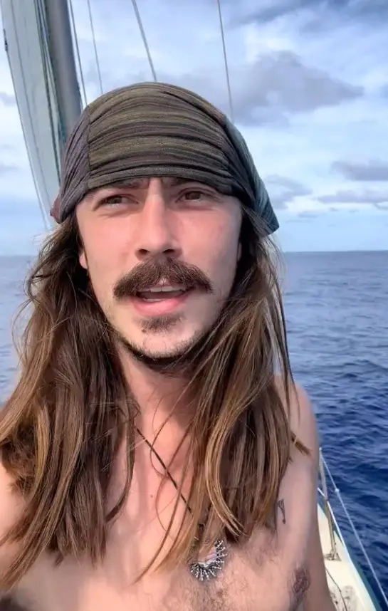 Music teacher Luke refers to himself as the 'sailingsongbird' on TikTok (TikTok/@sailing_songbird)