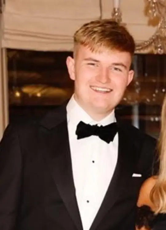 Max Wall collapsed and died mere hours after Andrew's death.