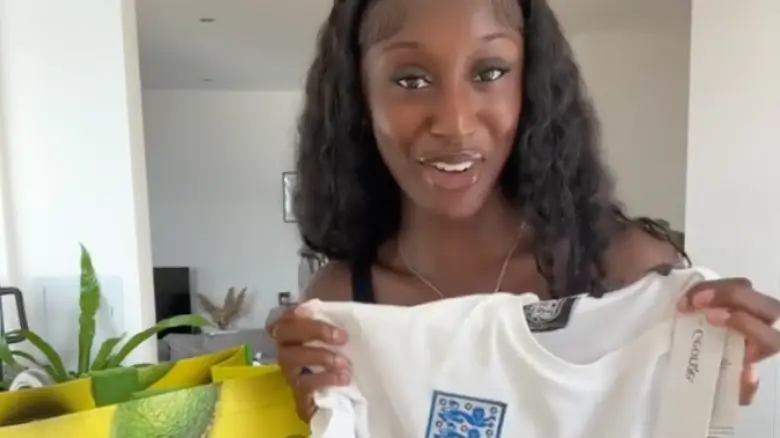 TikToker shares incredible match day ready ASDA haul for £20