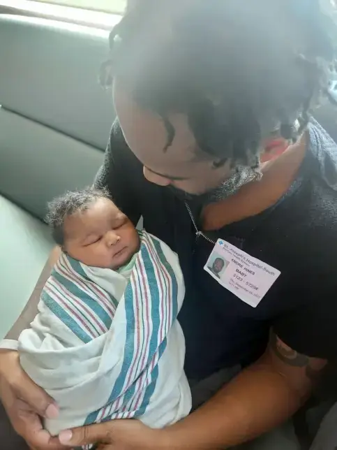 The little cutie weighed in at nearly 14 ounces (St. Joseph's Hospital-South)