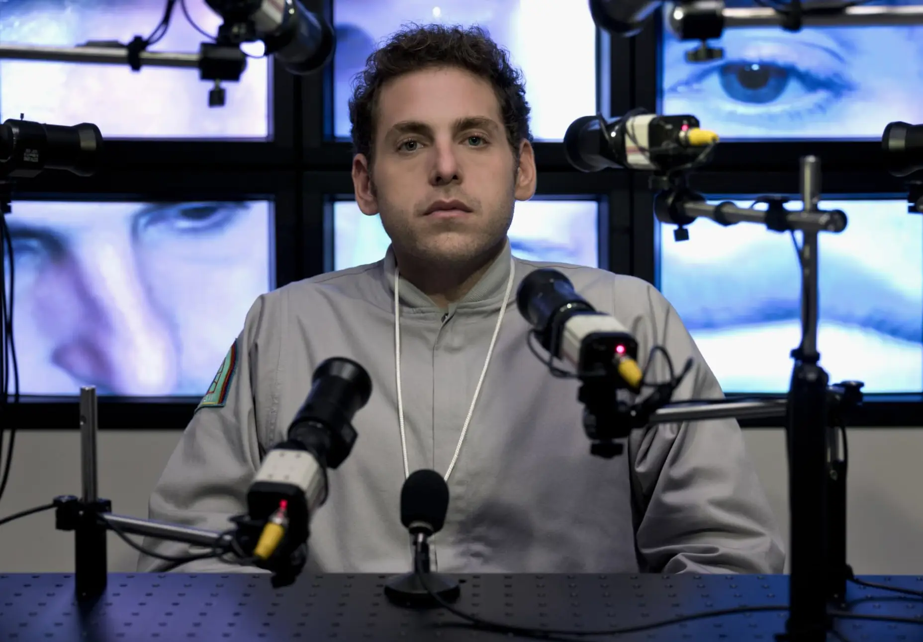 Jonah Hill stars alongside Emma Stone (Netflix)