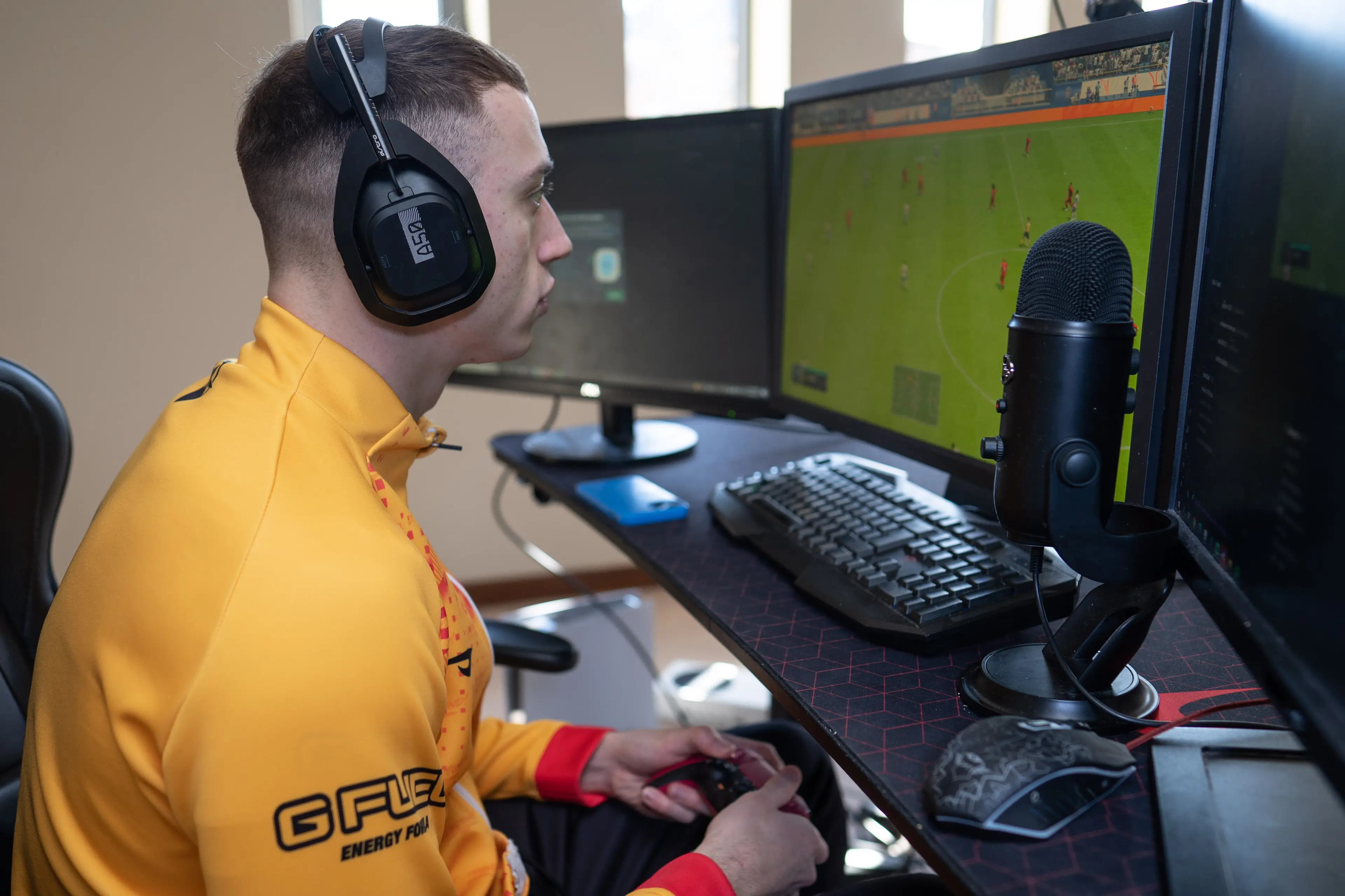 Alex got into Fifa when he was 13.